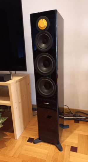 Dynaudio Evoke 50
